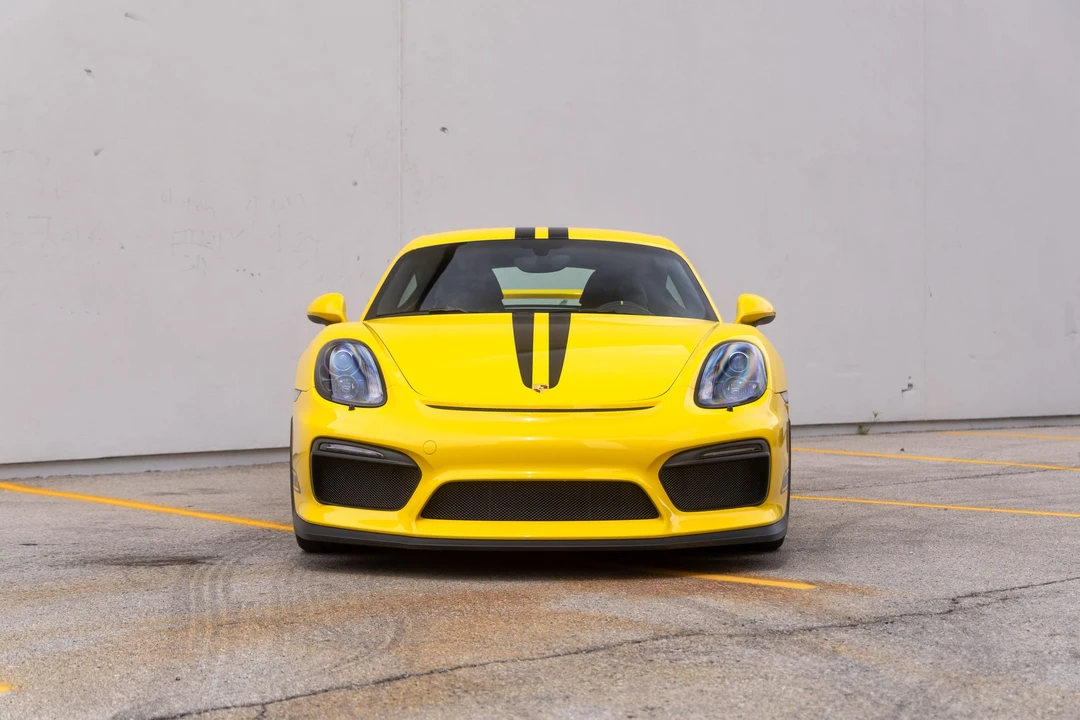 2016 Porsche 981 Cayman GT4 - Image 9 of 31