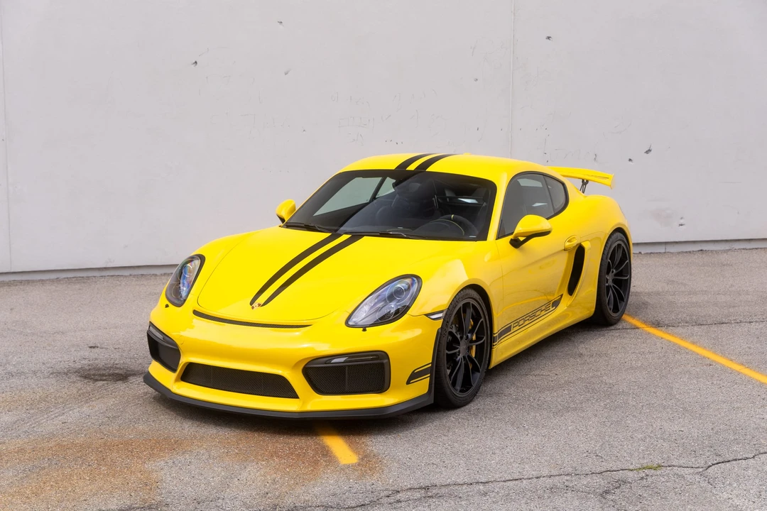 2016 Porsche 981 Cayman GT4 - Image 6 of 31