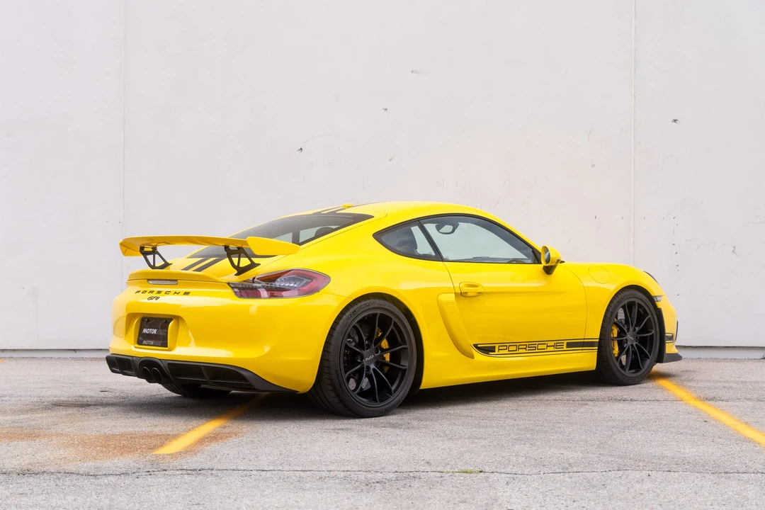 2016 Porsche 981 Cayman GT4 - Image 23 of 31