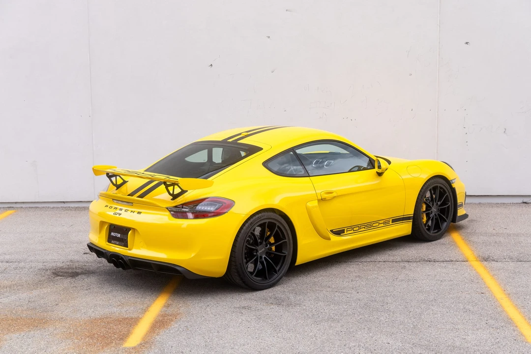 2016 Porsche 981 Cayman GT4 - Image 22 of 31