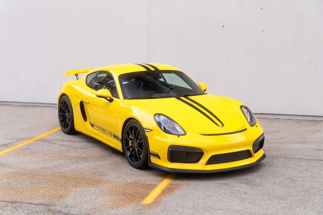 2016 Porsche 981 Cayman GT4 - Image 12 of 31