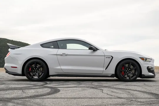 2017 Ford S550 Shelby Mustang GT350R - Image 4 of 31