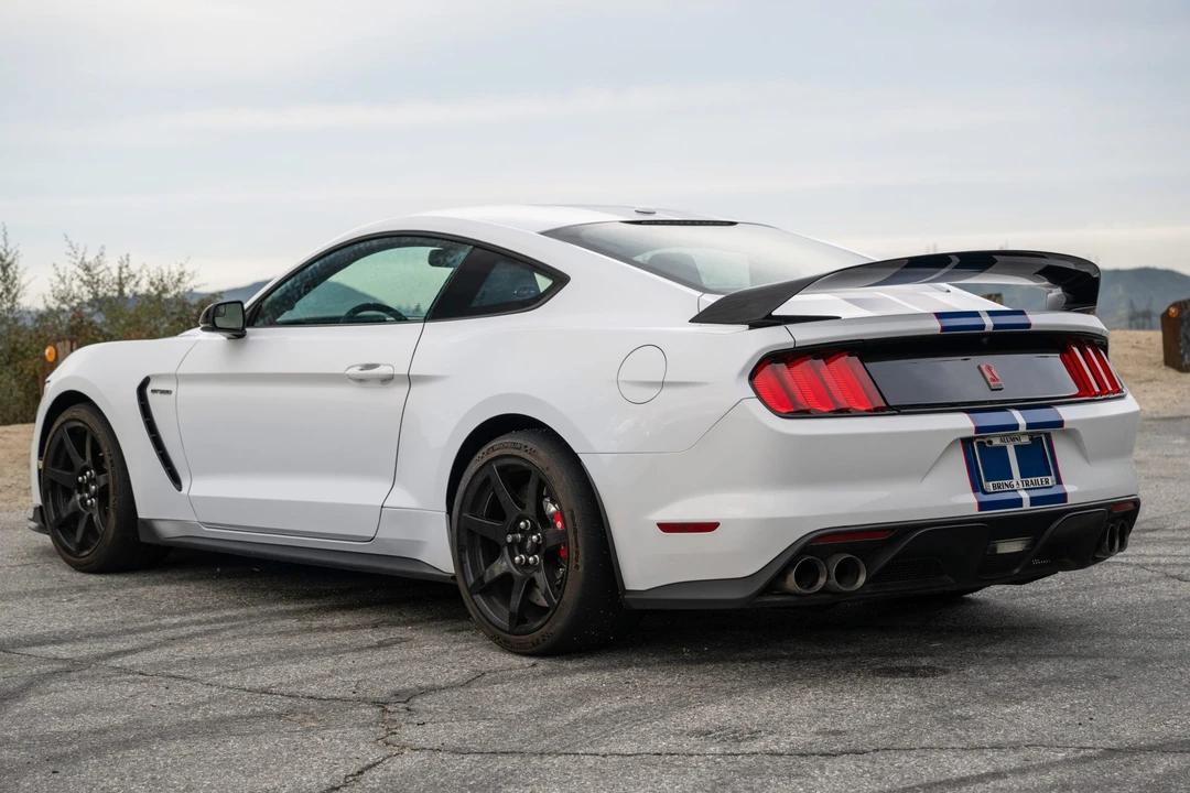 2017 Ford S550 Shelby Mustang GT350R - Image 7 of 31