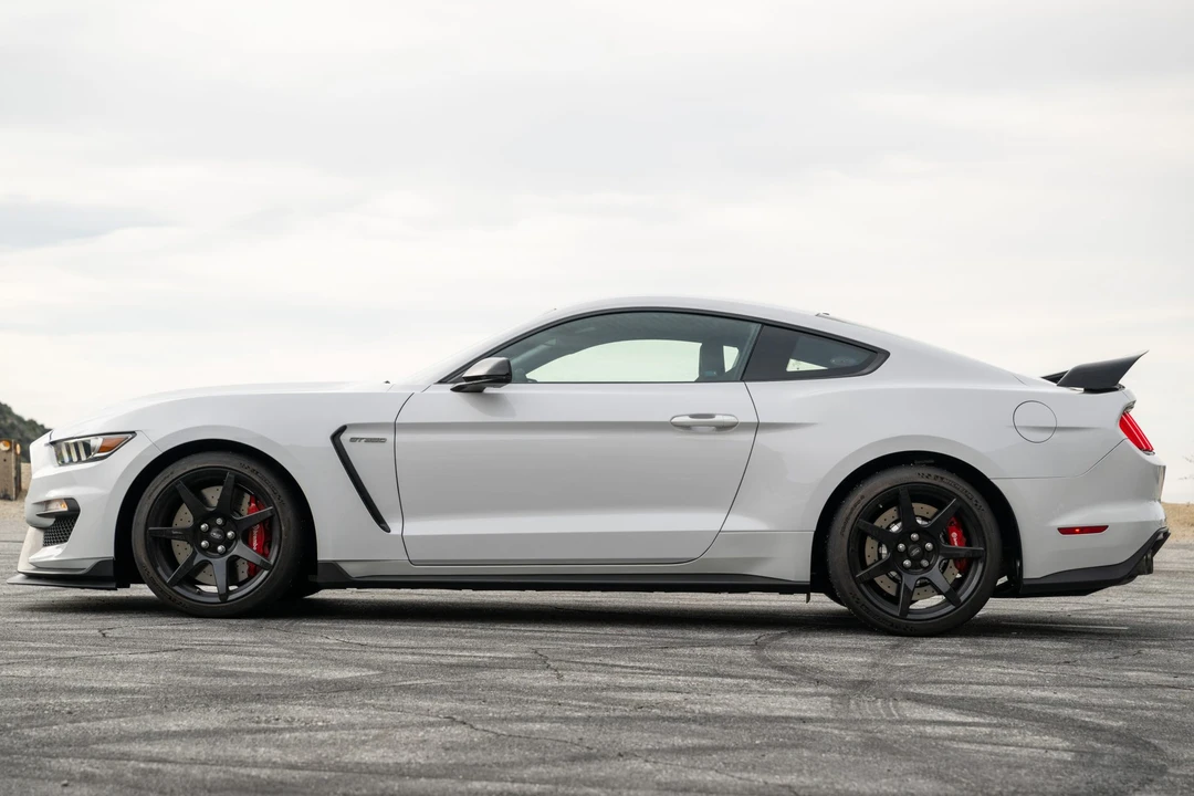 2017 Ford S550 Shelby Mustang GT350R - Image 8 of 31