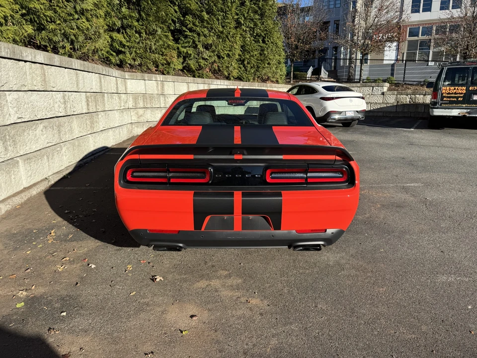 2019 Dodge Challenger SRT Hellcat 3rd Gen - Image 9 of 31