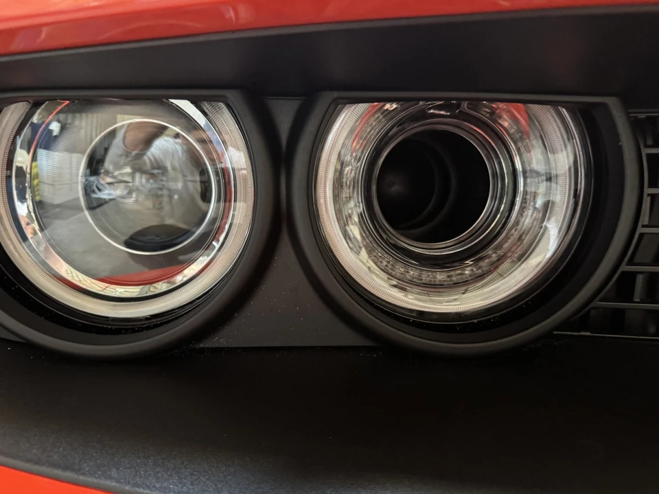 2019 Dodge Challenger SRT Hellcat 3rd Gen - Image 23 of 31