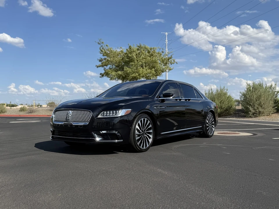 2019 Lincoln Continental 10th Gen - Image 3 of 31