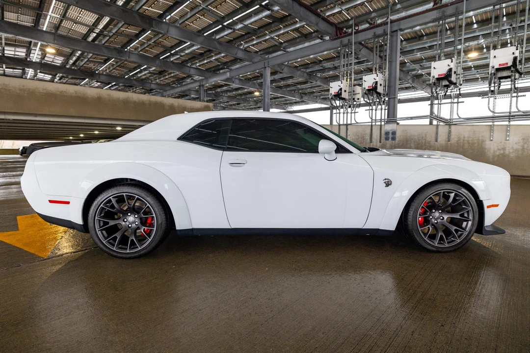 2021 Dodge Challenger SRT Hellcat 3rd Gen - Image 4 of 31