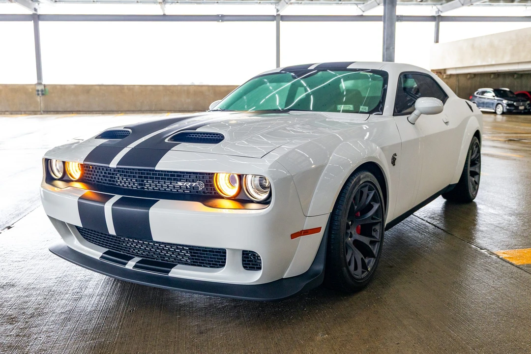 2021 Dodge Challenger SRT Hellcat 3rd Gen - Image 9 of 31