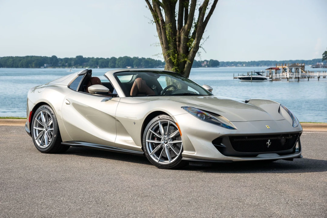 2021 Ferrari 812 GTS - Image 16 of 31