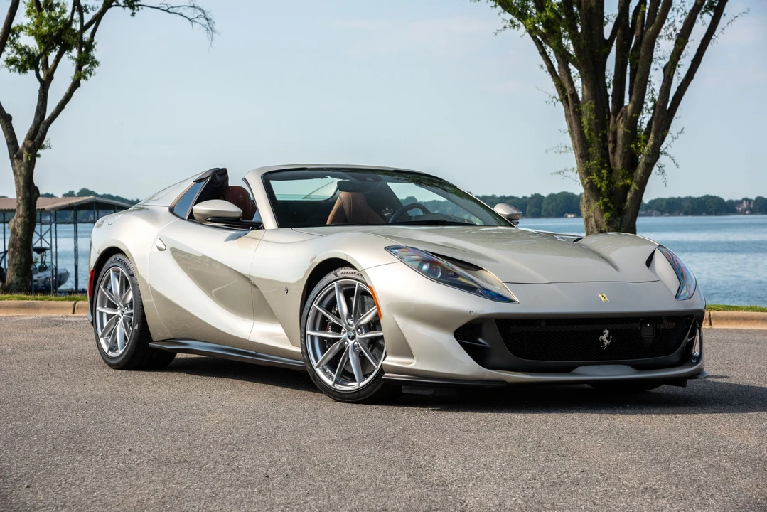2021 Ferrari 812 GTS - Image 14 of 31