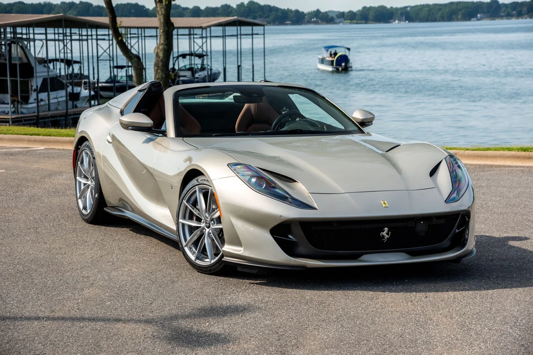 2021 Ferrari 812 GTS - Image 11 of 31