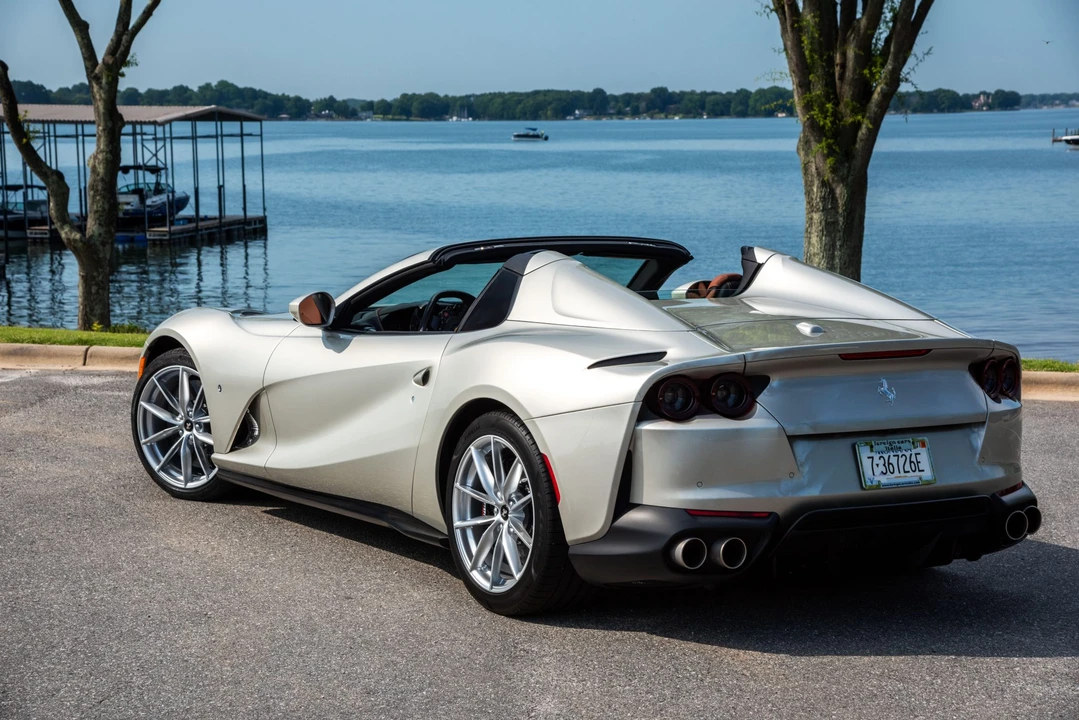 2021 Ferrari 812 GTS - Image 30 of 31