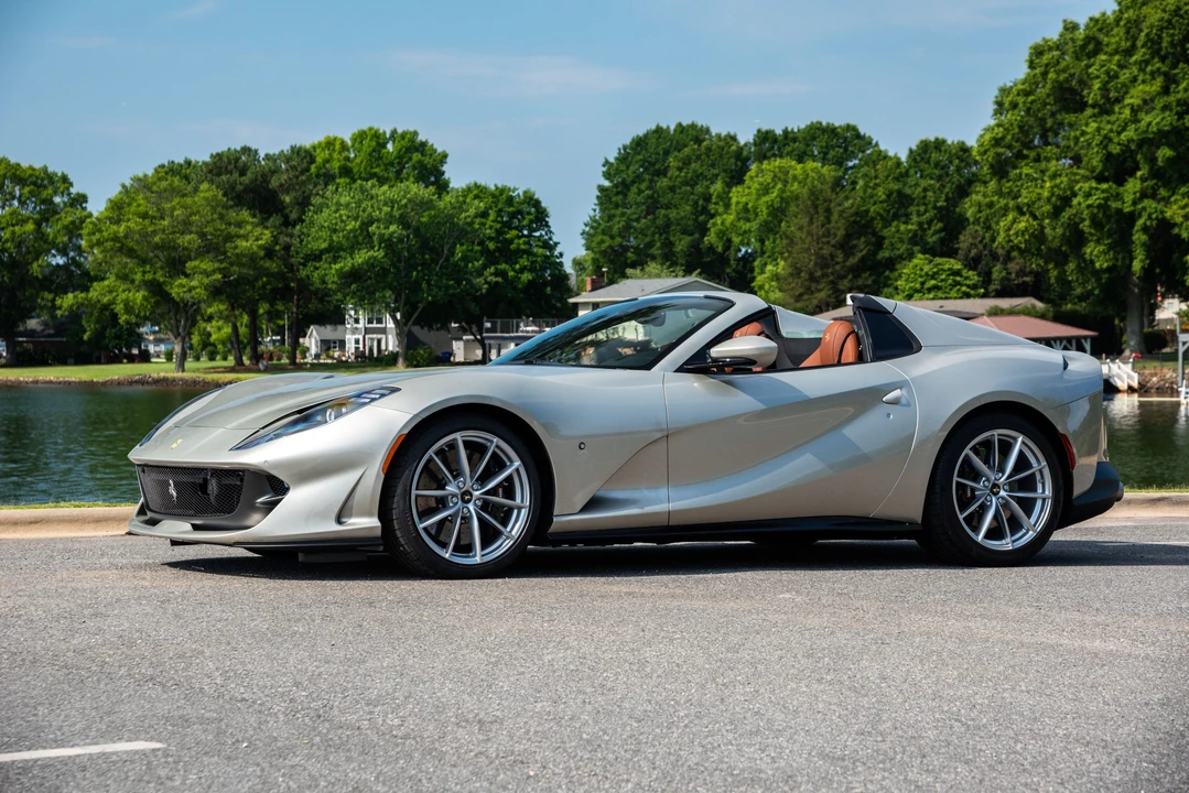 2021 Ferrari 812 GTS - Image 4 of 31