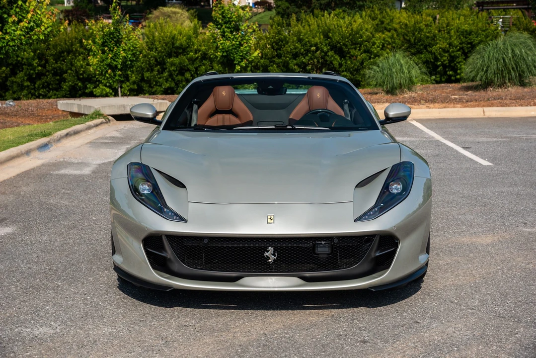 2021 Ferrari 812 GTS - Image 5 of 31