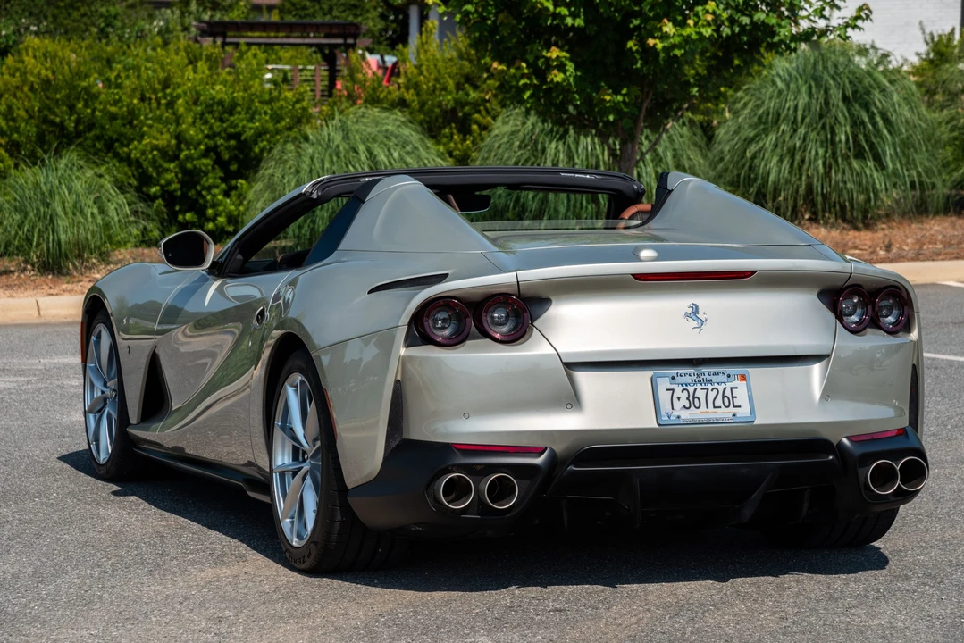 2021 Ferrari 812 GTS - Image 29 of 31