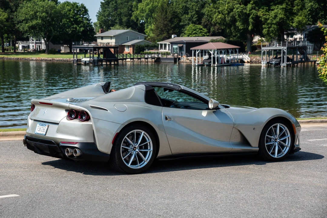 2021 Ferrari 812 GTS - Image 21 of 31