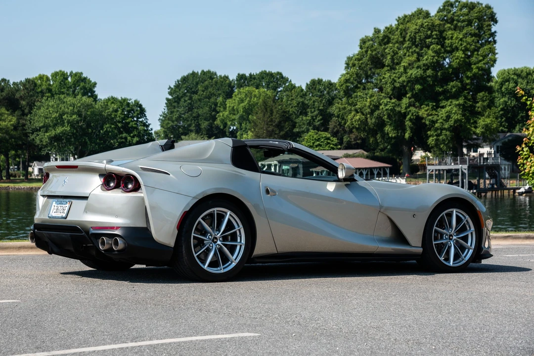 2021 Ferrari 812 GTS - Image 20 of 31