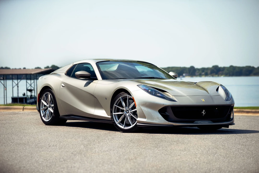 2021 Ferrari 812 GTS - Image 12 of 31