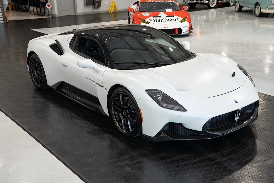 2022 Maserati MC20 - Image 4 of 31
