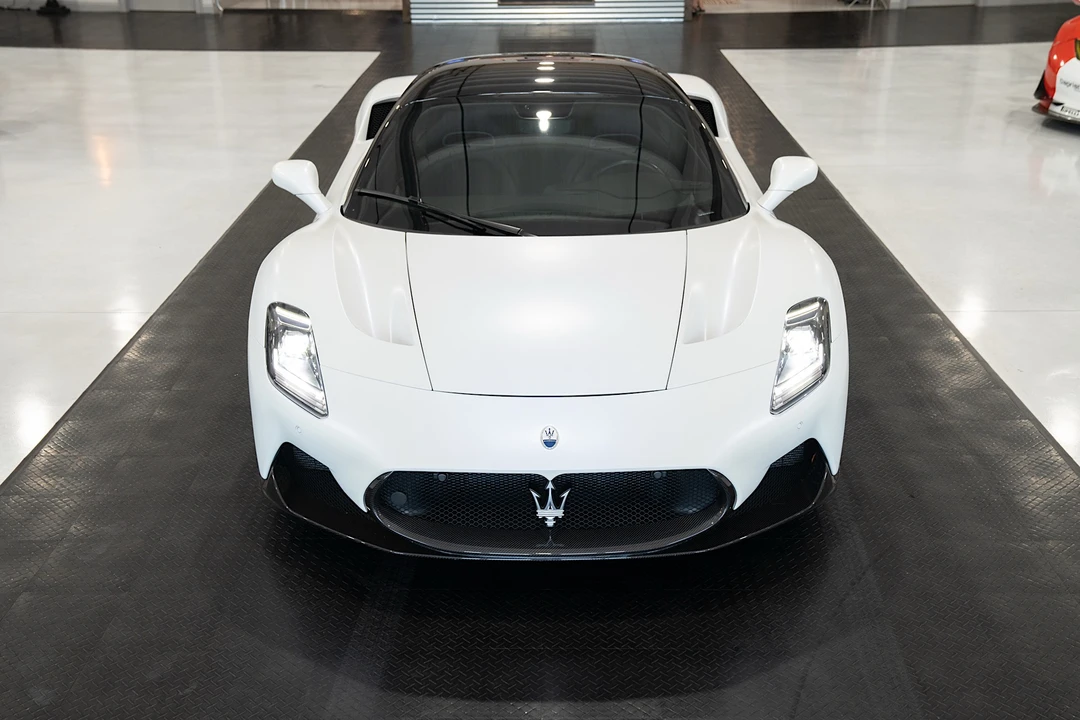 2022 Maserati MC20 - Image 20 of 31