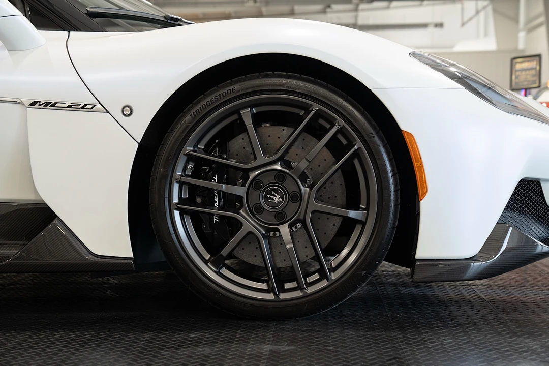 2022 Maserati MC20 - Image 25 of 31