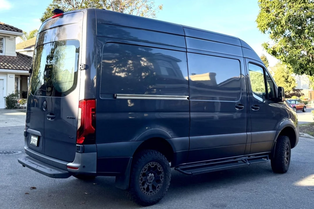 2022 Mercedes-Benz VS30 Sprinter - Image 2 of 8