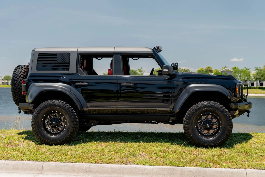 2023 Ford Bronco Raptor 6th Gen - Image 9 of 31