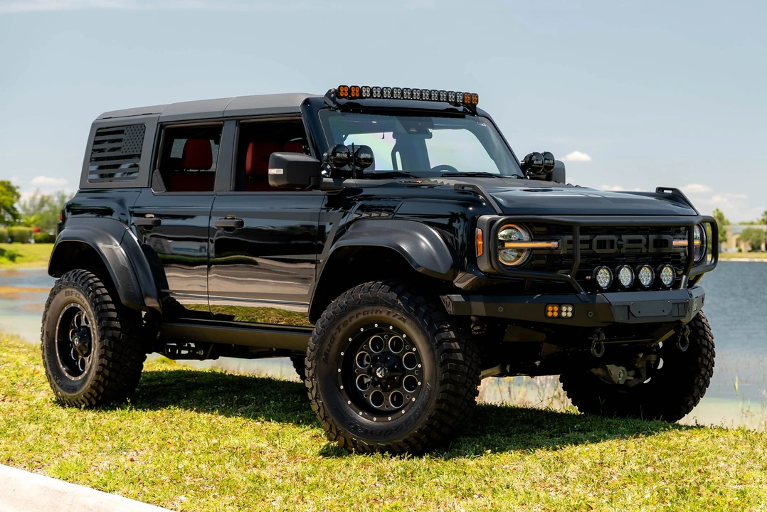 2023 Ford Bronco Raptor 6th Gen - Image 11 of 31