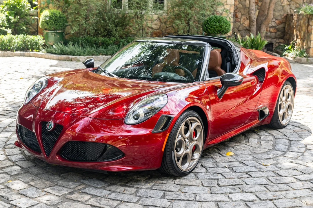 2020 Alfa Romeo 4C Spider - Image 10 of 31
