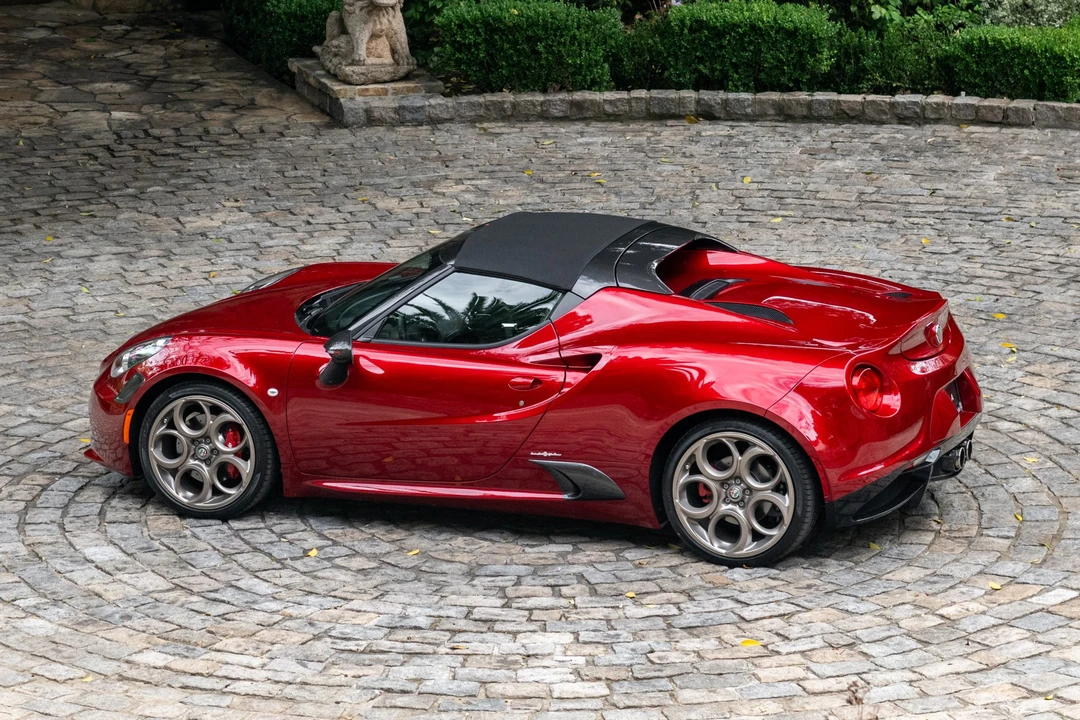 2020 Alfa Romeo 4C Spider - Image 3 of 31