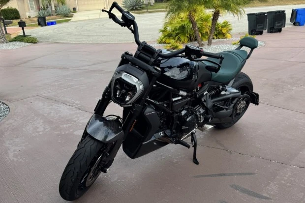 2022 Ducati Diavel - Image 4 of 9