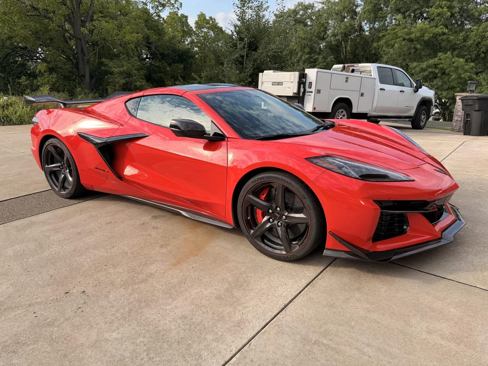 2024 Chevrolet Corvette C8 Z06 - Image 17 of 31