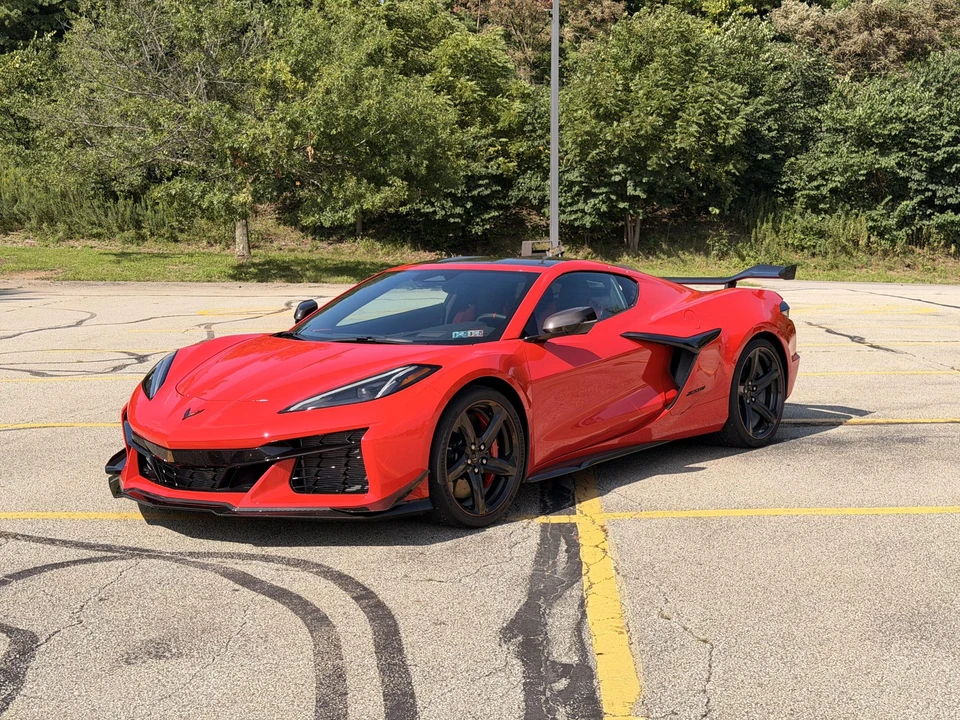 2024 Chevrolet Corvette C8 Z06 - Image 6 of 31