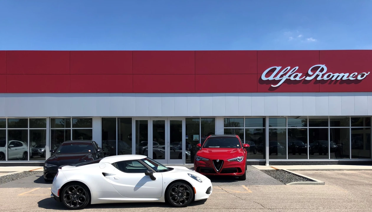 2017 Alfa Romeo 4C Coupe - Image 4 of 31