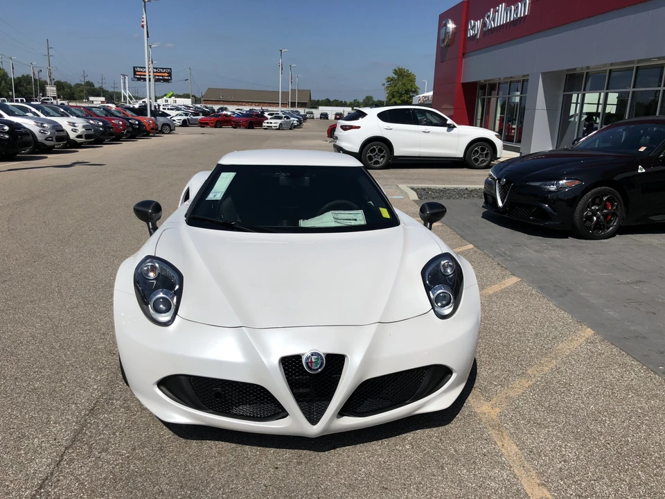 2017 Alfa Romeo 4C Coupe - Image 10 of 31