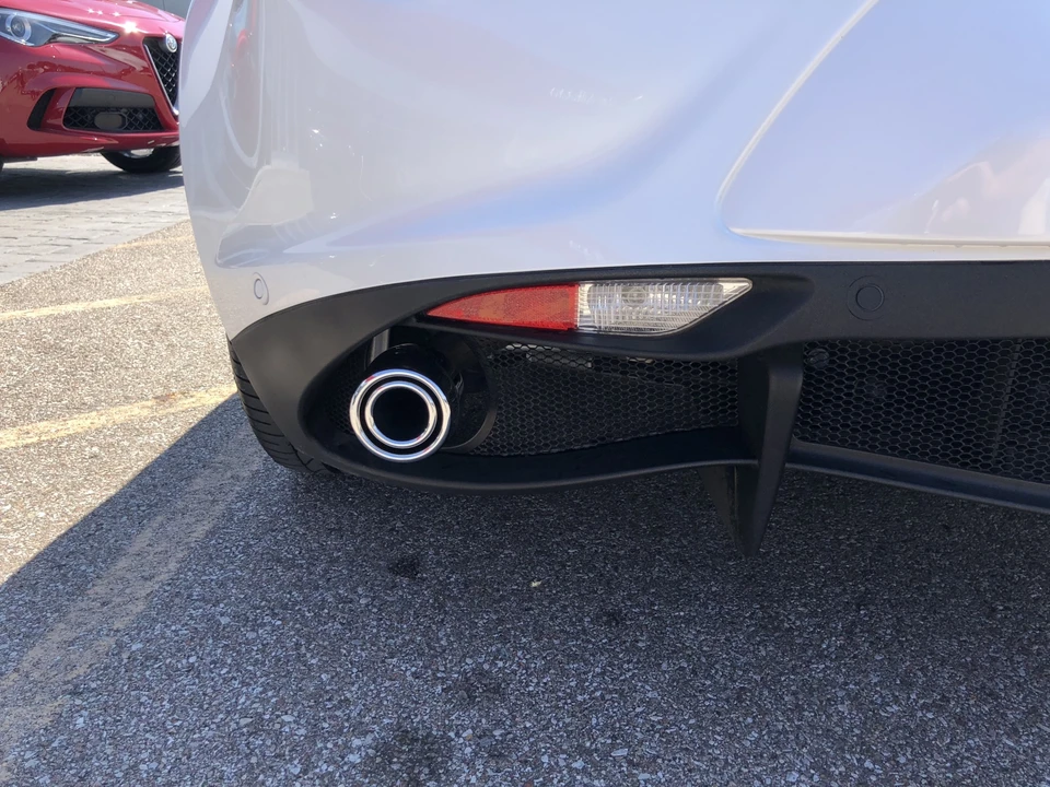 2017 Alfa Romeo 4C Coupe - Image 12 of 31