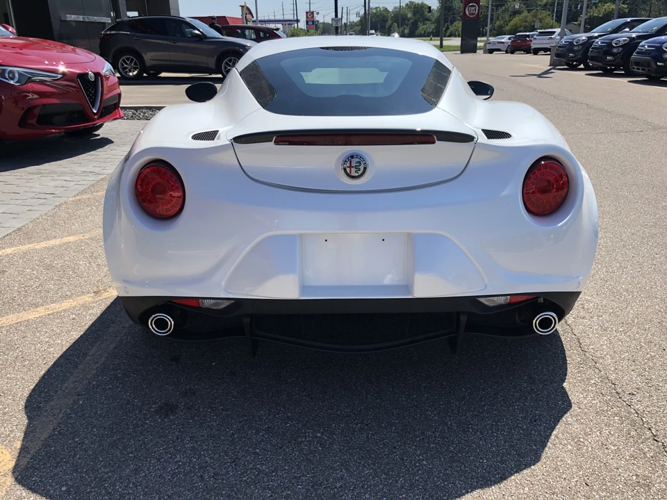2017 Alfa Romeo 4C Coupe - Image 11 of 31