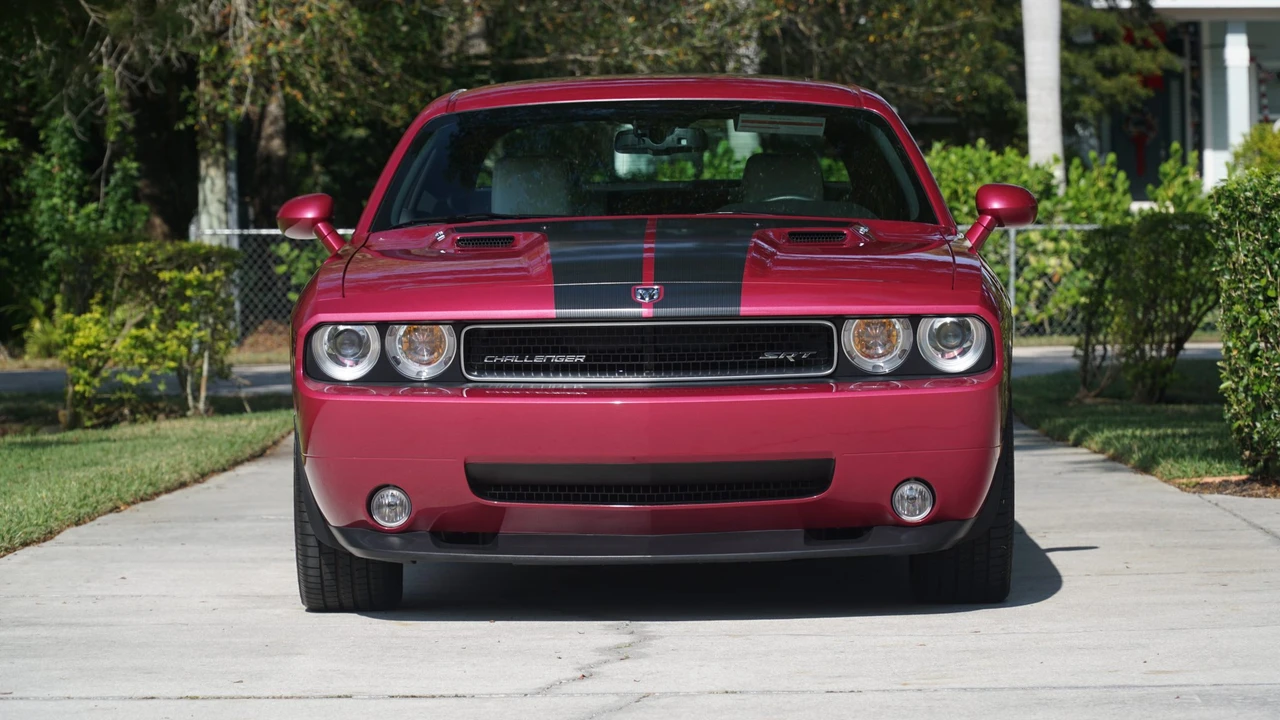 2010 Dodge Challenger SRT8 & 392 3rd Gen - Image 19 of 31