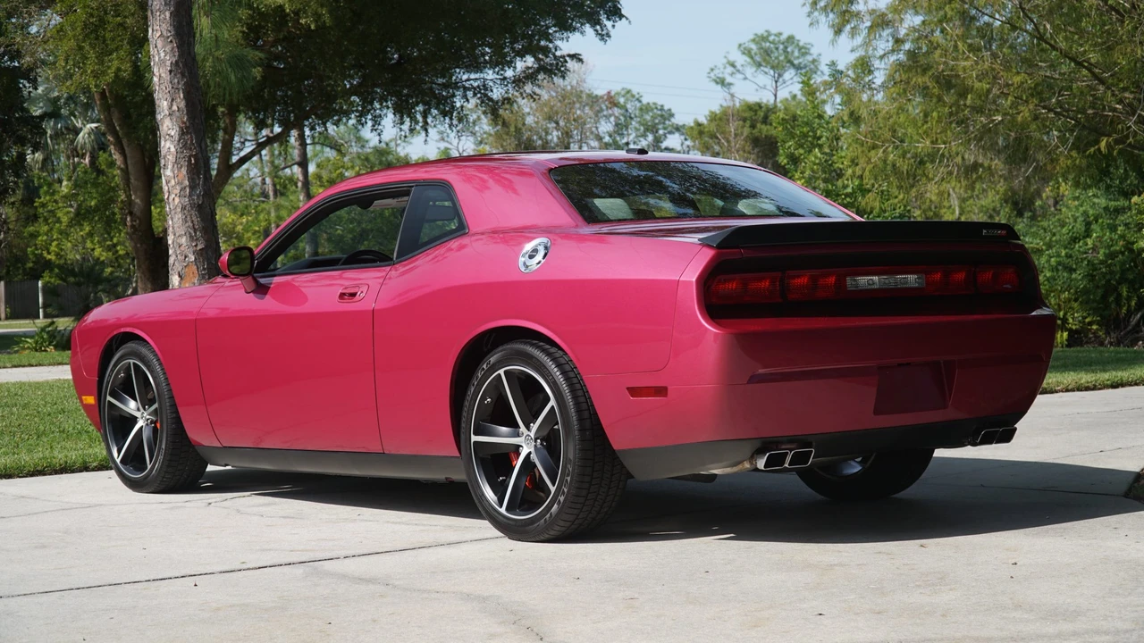 2010 Dodge Challenger SRT8 & 392 3rd Gen - Image 12 of 31