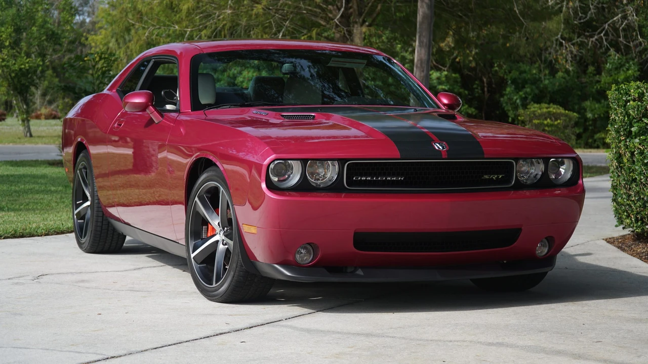 2010 Dodge Challenger SRT8 & 392 3rd Gen - Image 2 of 31