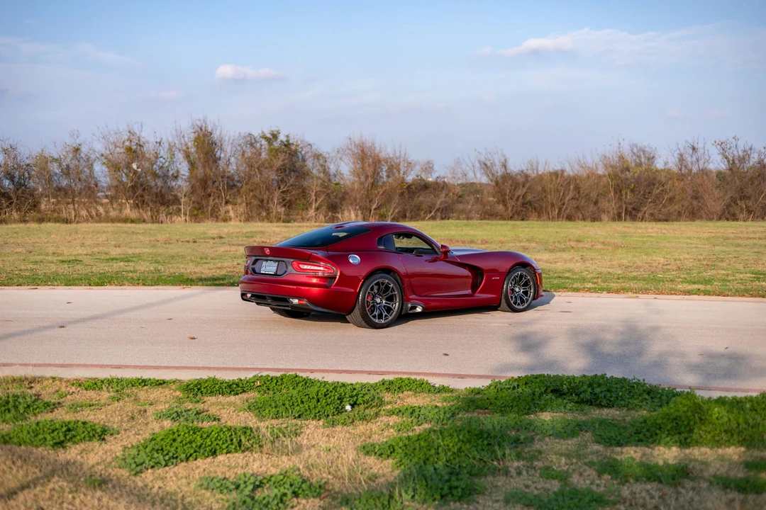 2014 Dodge Viper 5th Gen - Image 15 of 31