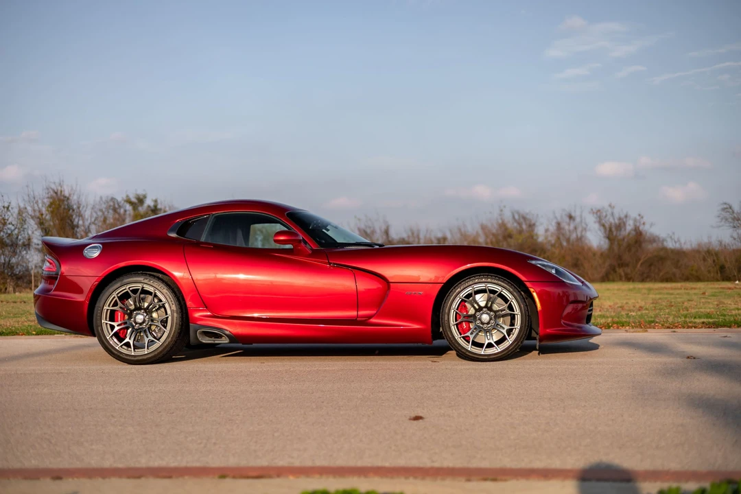 2014 Dodge Viper 5th Gen - Image 18 of 31