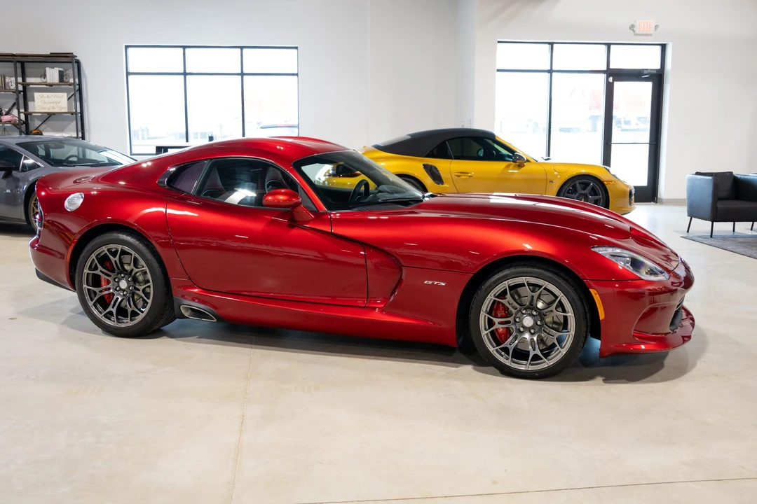 2014 Dodge Viper 5th Gen - Image 21 of 31