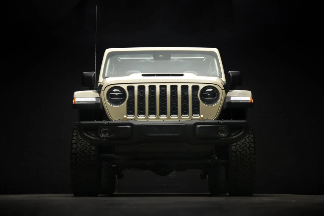 2022 Jeep JL Wrangler - Image 6 of 31