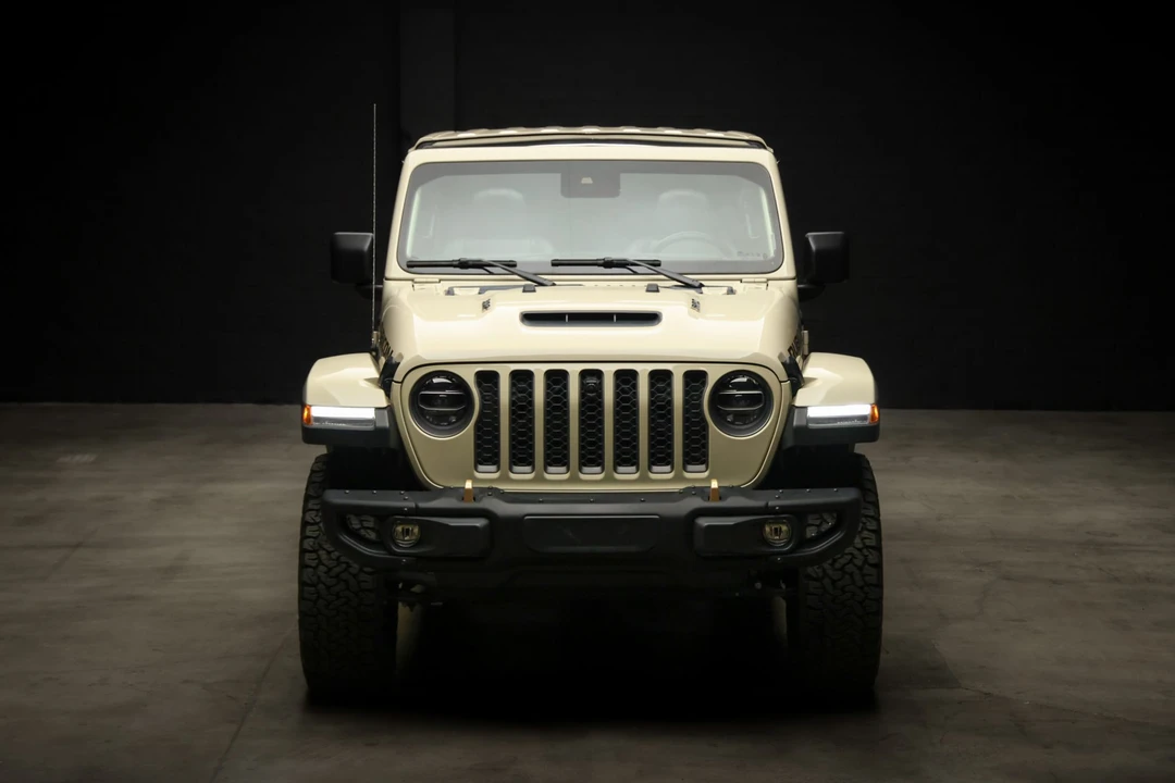2022 Jeep JL Wrangler - Image 8 of 31