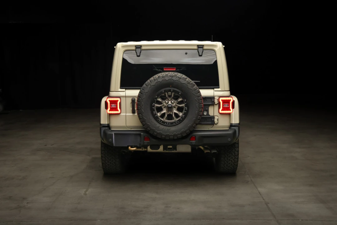 2022 Jeep JL Wrangler - Image 24 of 31