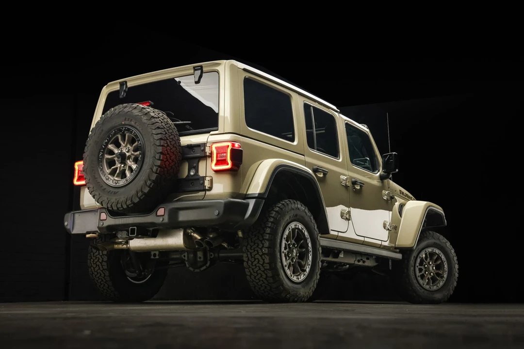 2022 Jeep JL Wrangler - Image 21 of 31