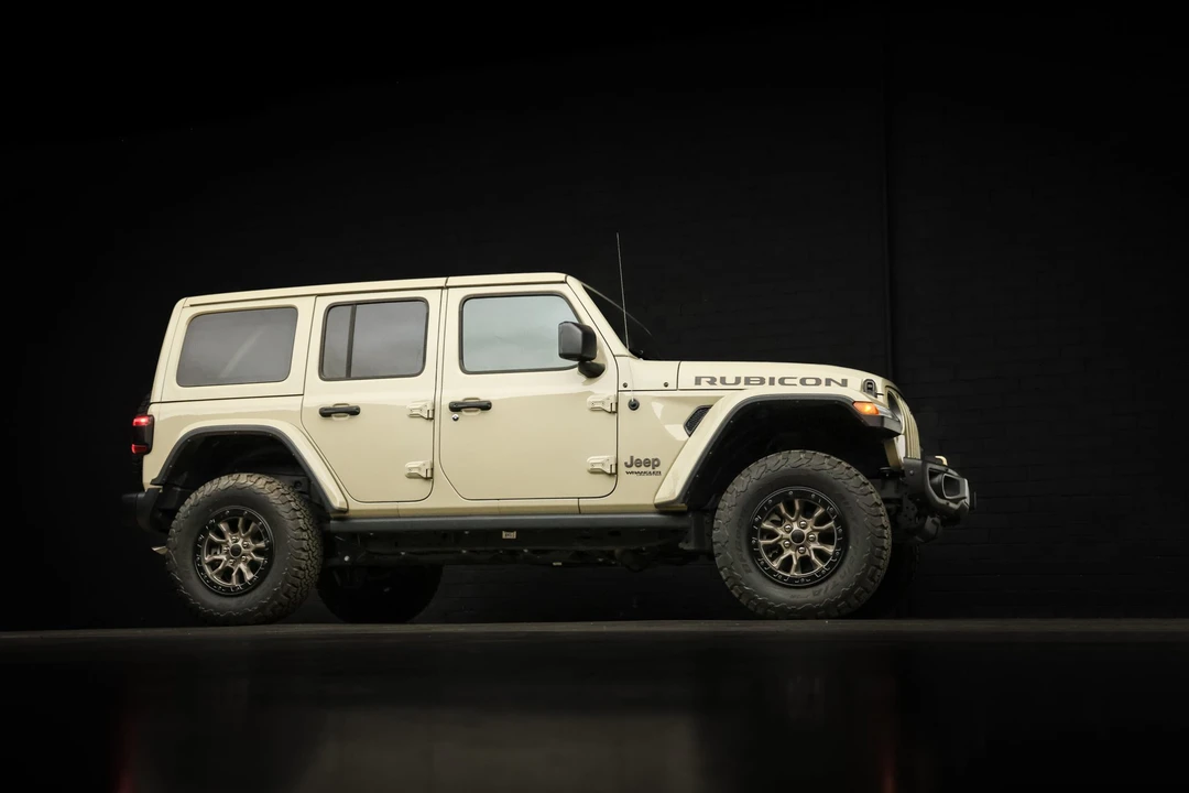 2022 Jeep JL Wrangler - Image 15 of 31