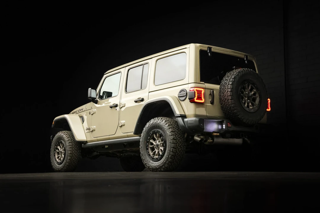 2022 Jeep JL Wrangler - Image 26 of 31